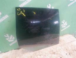 Стекло двери задней правой для VW Golf 4 Bora 97-05  запчасти бу