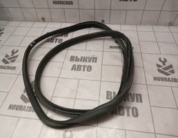 Уплотнитель для Skoda Yeti 2009-2018  запчасти бу