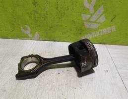 Поршень с шатуном для Mitsubishi Lancer 10 CX  CY 07-17  запчасти бу