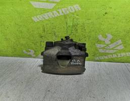 Суппорт передний левый для VW Golf 4 Bora 97-05  запчасти бу