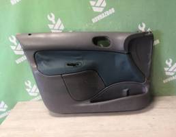 Обшивка двери комплект для Peugeot 206 98-12  запчасти бу