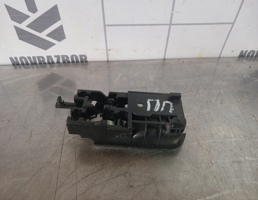 Ручка двери передней внутренняя правая для Suzuki SX4 2006-2013  запчасти бу