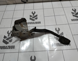Педаль сцепления для Renault Clio 3  2005-2012  запчасти бу