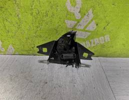 Замок капота для VW Passat B4 94-96  запчасти бу