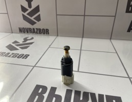 Датчик включения стопсигнала для LADA VESTA 15-19  запчасти бу