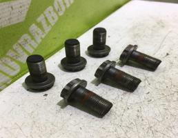 Болт для Kia RIO 1 2000-2004  запчасти бу