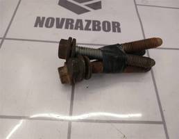 Болт для Renault Logan 2005-2014  запчасти бу