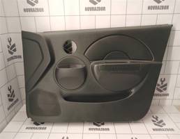 Обшивка двери передней правой для Chevrolet Aveo T200 03-08  запчасти бу