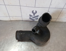 Патрубок интеркулера для VW Passat B5 96-00  запчасти бу