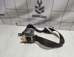 Ремень безопасности для VW Golf 4 Bora 97-05  запчасти бу