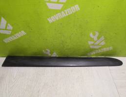 Молдинг задней правой двери для Renault Clio 2 Symbol 1998-2008  запчасти бу