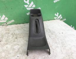 Консоль для Kia RIO 1 2000-2004  запчасти бу