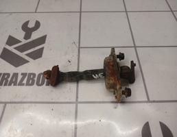 Ограничитель двери для Kia Spectra 2001-2011  запчасти бу