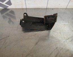 Кронштейн для Opel Astra G 1998-2005  запчасти бу