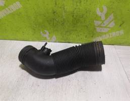 Патрубок воздушного фильтра для VW Golf 4 Bora 97-05  запчасти бу