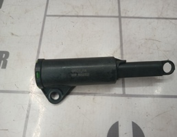 Амортизатор бардачка для Ford Focus 2 05-08  запчасти бу