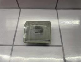 Повторитель на крыло белый для Renault Clio 3  2005-2012  запчасти бу