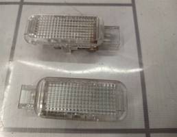 Плафон салонный для Skoda Octavia A5 1Z   04-13  запчасти бу