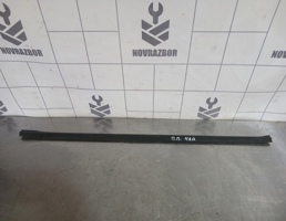 Накладка стекла переднего правого для Kia RIO 1 2000-2004  запчасти бу