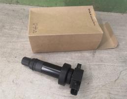 Катушка зажигания с наконечником для Hyundai Solaris 2010-2017  запчасти бу