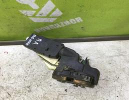 Замок двери передней левой для Volvo S40 95-98  запчасти бу