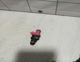 Форсунка инжекторная для Renault Clio 2 Symbol 1998-2008  запчасти бу