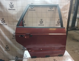 Дверь задняя правая для VW Passat  B3  1988-1993  запчасти бу