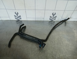 Патрубок для VW Golf 4 Bora 97-05  запчасти бу