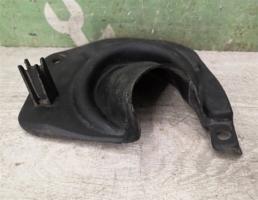 Пыльник для VW Polo Classic 95-02  запчасти бу