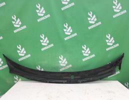 Решетка стеклоочистителя для Mazda 323 BJ Protege Familia 1998-2002  запчасти бу