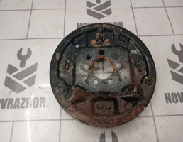 Щит опорный задний правый для Skoda Fabia 2007-2015  запчасти бу