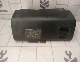 Бардачок для VW Passat  B3  1988-1993  запчасти бу