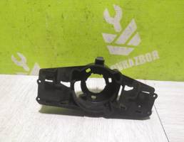 Кронштейн (сопут. товар) для Peugeot 206 98-12  запчасти бу
