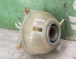 Бачок расширительный для VW Polo Classic 95-02  запчасти бу