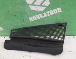 Решетка стеклоочистителя для Renault Kangoo 97-03  запчасти бу