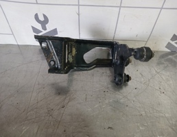 Кронштейн для VW Golf 4 Bora 97-05  запчасти бу