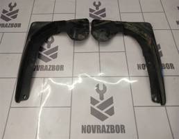Брызговик передний (к-кт) для Skoda Octavia A5 1Z   04-13  запчасти бу