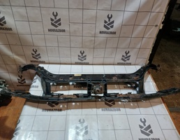 Панель передняя для Ford Focus 1 1998-2004  запчасти бу