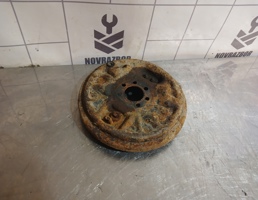 Щит опорный задний правый для VW Golf 3 Vento 91-97  запчасти бу