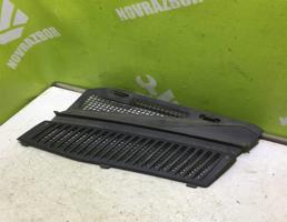 Решетка стеклоочистителя для Renault Megane 96-99  запчасти бу