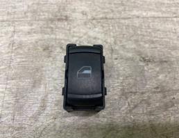 Кнопка стеклоподъемника для VW Golf 4 Bora 97-05  запчасти бу