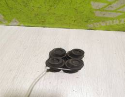 Держатель капота для LADA VESTA 15-19  запчасти бу