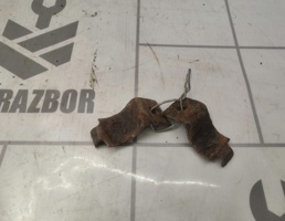 Кронштейн крепления переднего стабилизатора для VW Golf 3 Vento 91-97  запчасти бу