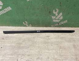 Молдинг стекла для Seat Ibiza 4 2002-2008  запчасти бу