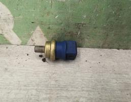 Датчик включения вентилятора для VW Passat B5 96-00  запчасти бу