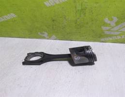 Поршень с шатуном для VW Golf 3 Vento 91-97  запчасти бу