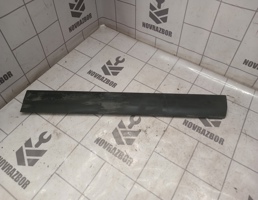 Молдинг задней правой двери для VW Passat B5 96-00  запчасти бу