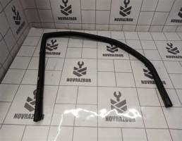 Уплотнитель стекла двери для Renault Logan 2005-2014  запчасти бу