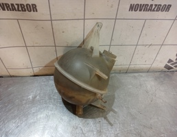 Бачок расширительный для Ford Transit 06-13  запчасти бу