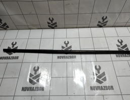 Молдинг стекла для Renault Clio 3  2005-2012  запчасти бу